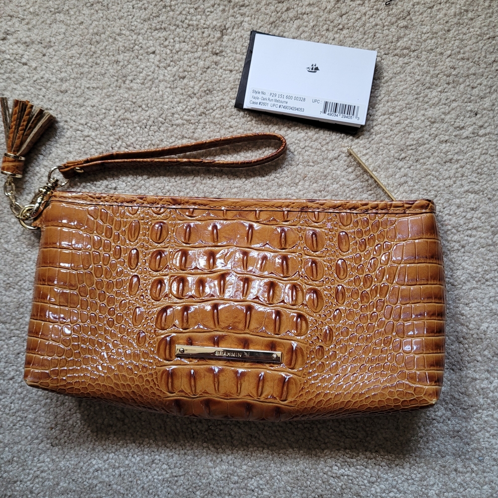 BRAHMIN KAYLA WRISTLET IN DARK RUM